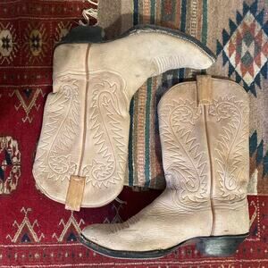Vintage Sanders Handcrafted Cowboy Boots – Women’s 8- 8 1/2 (Men’s 6)